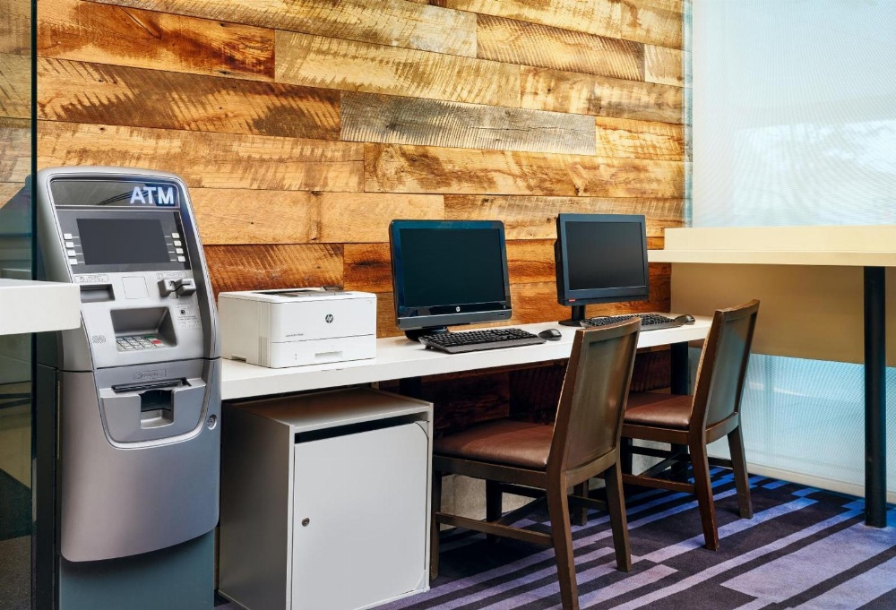 Courtyard by Marriott New York JFK Airport