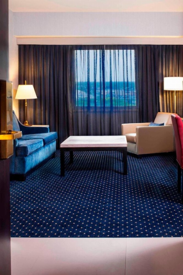 Courtyard by Marriott New York JFK Airport image 29